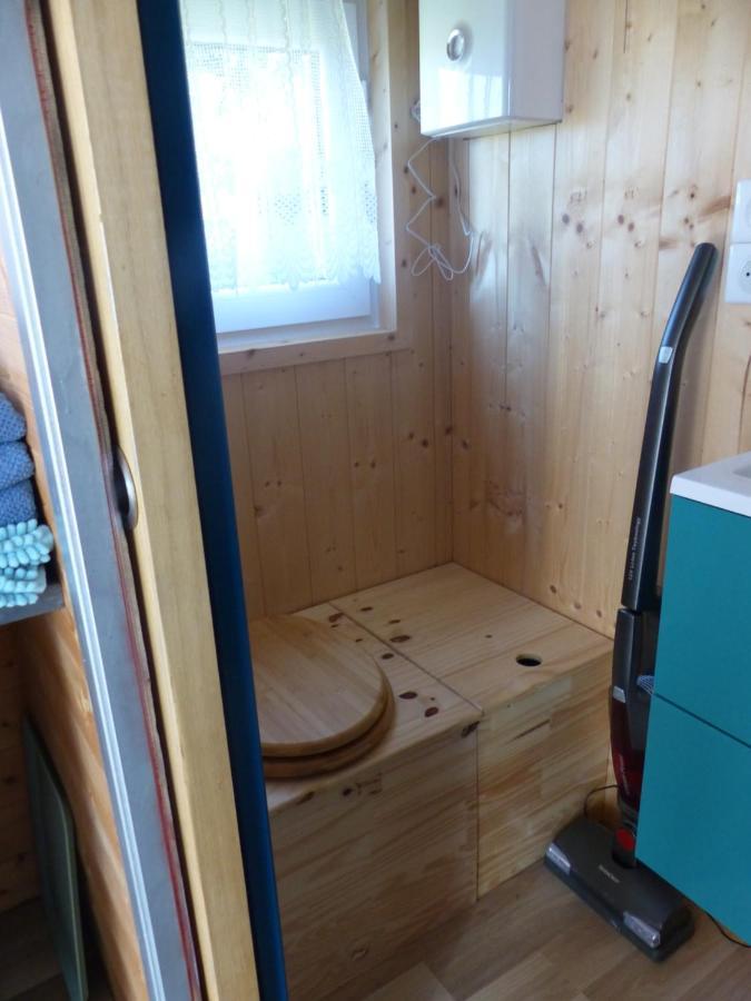 Mon Ptit Nid House Tiny House Apartment Panissieres Luaran gambar